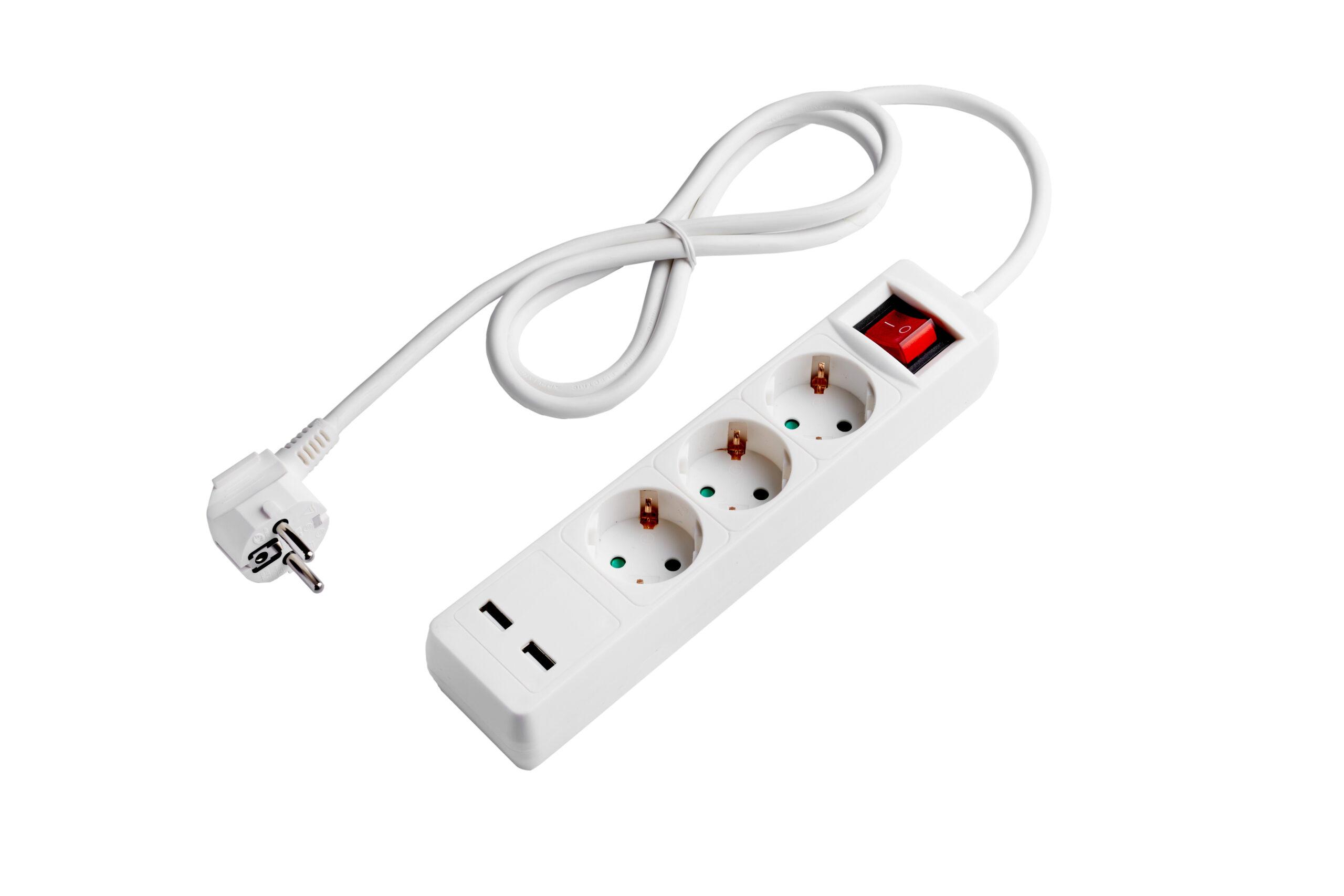 Ilgintuvas, 3-vietis, su jungikliu ir USB, 1,5m - Image 2