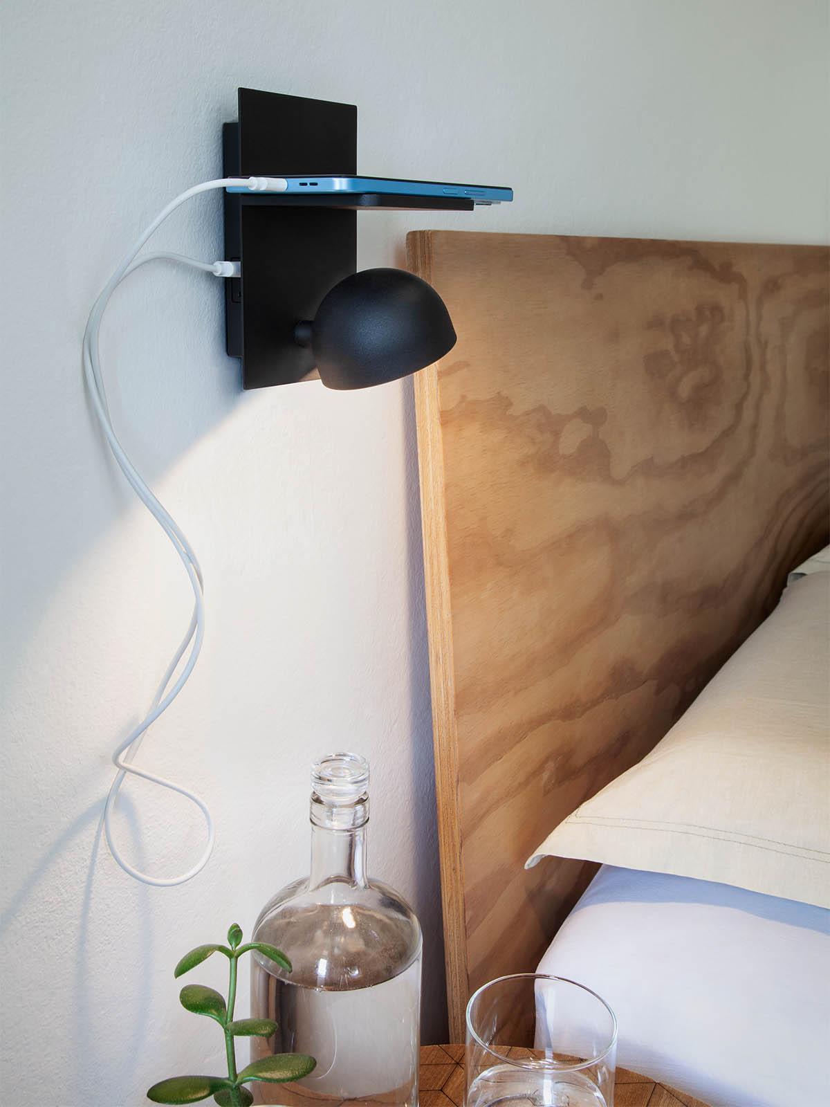 7W LED sieninis šviestuvas SEIBI, juodas, 3000K, dimeriuojamas, su USB